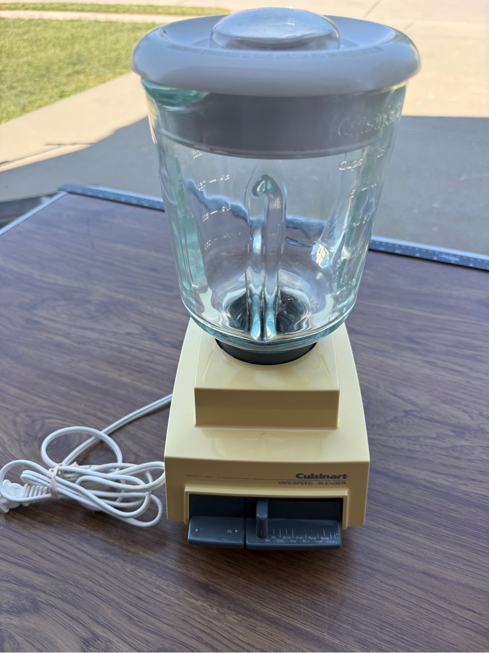 Vintage Vari-Speed Blender with 5 cup Glass Jar - Cuisinart CB-4 Tested - Works